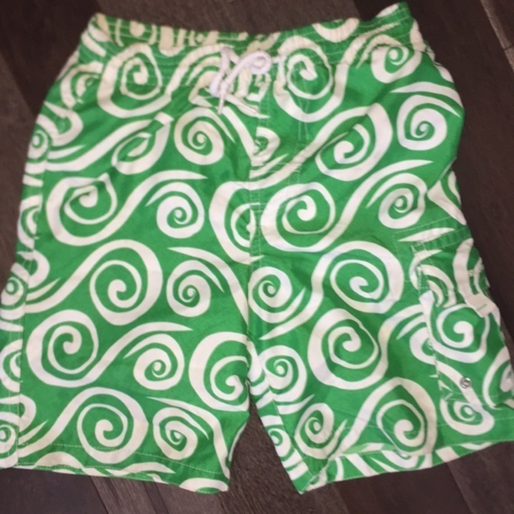 Snapper Rock boys swim trunks/shorts Size 6‎